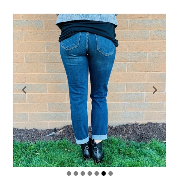 Judy Blue slim cut boyfriend jeans 16W - Picture 6 of 8